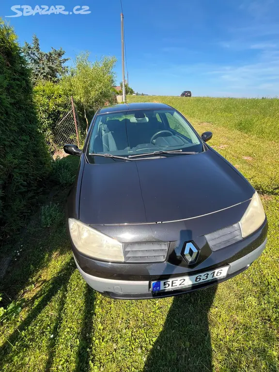 Renault Mégane Hatchback 1.6 16V, r. v. 2004 - fotka 2