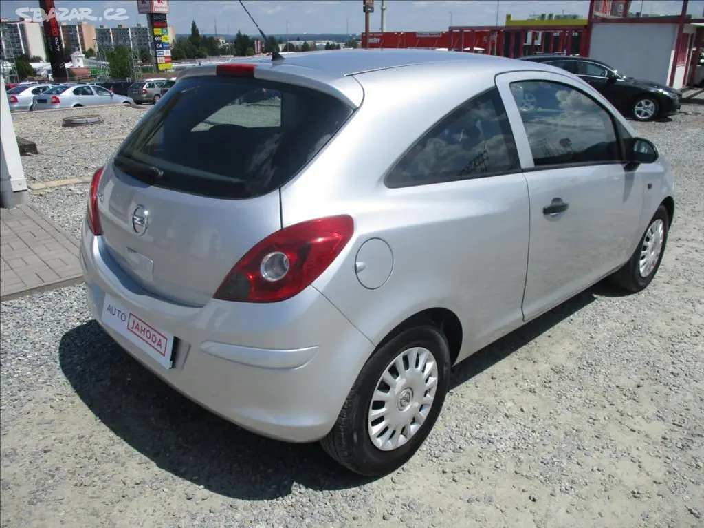 Opel Corsa, 1,2 i, 51kW, klima, nová STK, - fotka 5