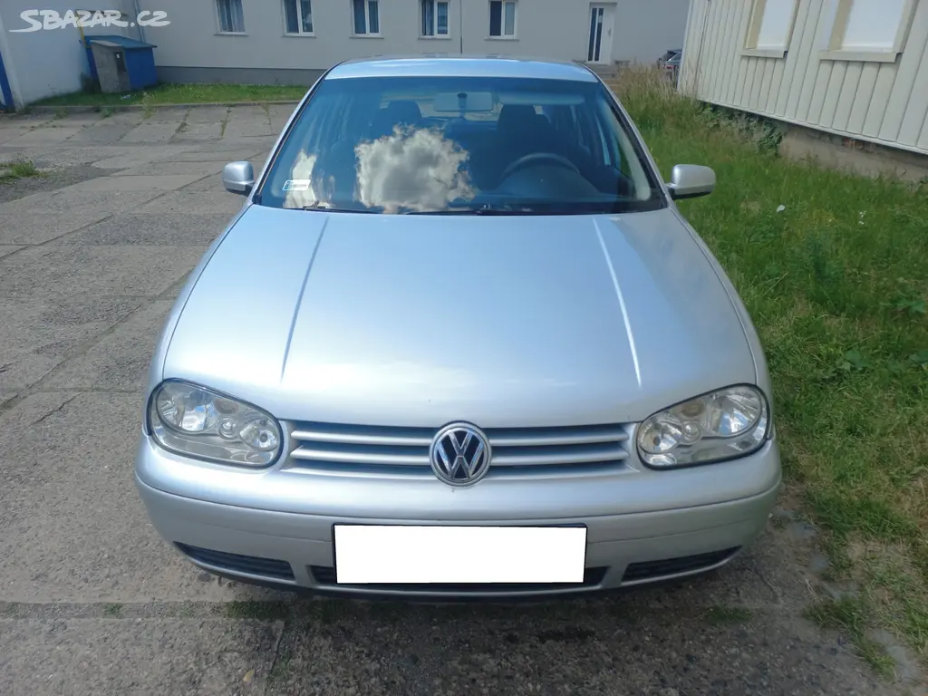 VW Golf IV, 1.4 16V, alu kola, CLIMATRONIC - fotka 4