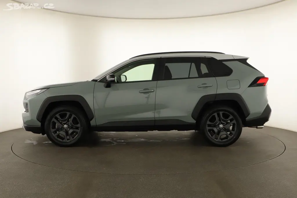 Toyota Rav4, 2.5 Hybrid, Full LED - fotka 2