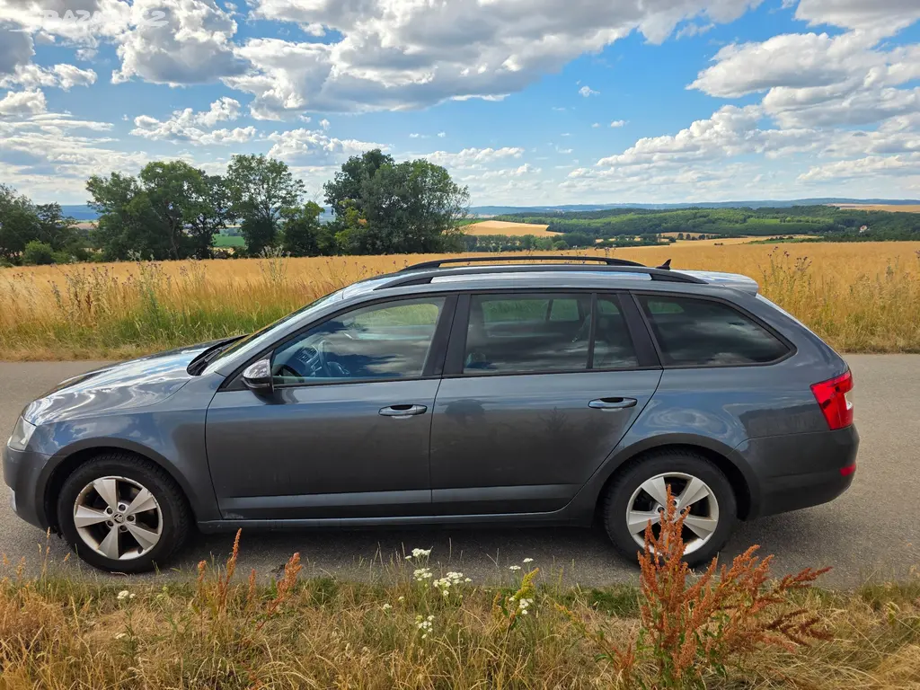 Škoda Octavia III 1.6 TDI 77 kW - fotka 5