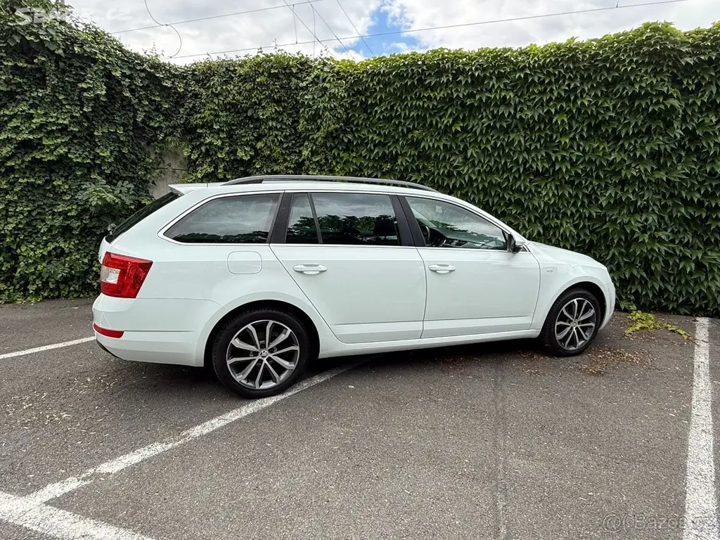 Škoda Octavia III 1.6TDi 81Kw/110Ps/Edition/Alu17 - fotka 6