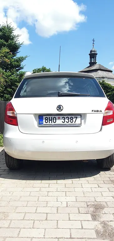Škoda Fabia II - fotka 4