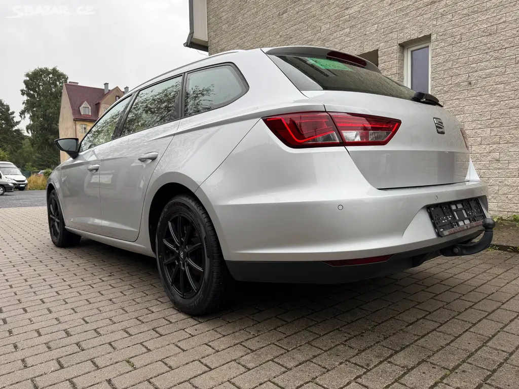 Seat Leon 2.0 TDI 110 kW, 2016, najeto 174 023 km - fotka 4