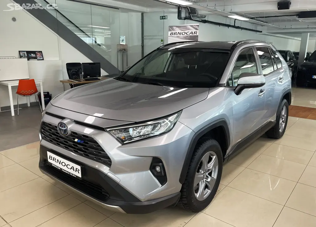 Toyota Rav4, 2.5 Hybrid Comfort e-CVT, ČR - fotka 3