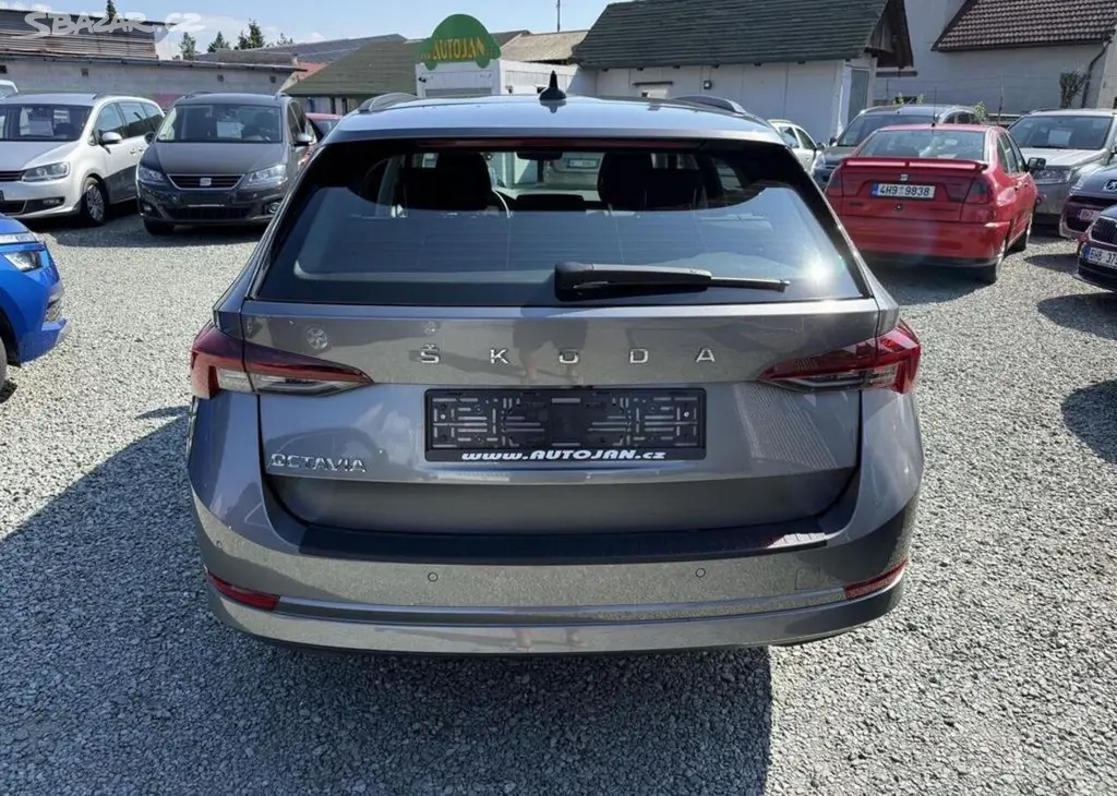 Škoda Octavia 2.0 TDI DSG AMBITION ACC nafta - fotka 5