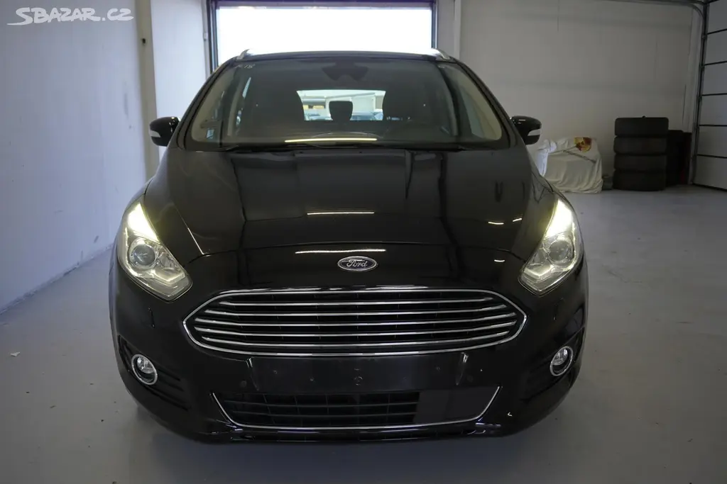 Ford S-MAX, 2.0 ECOBOOST,7MÍST,138 000KM! - fotka 2