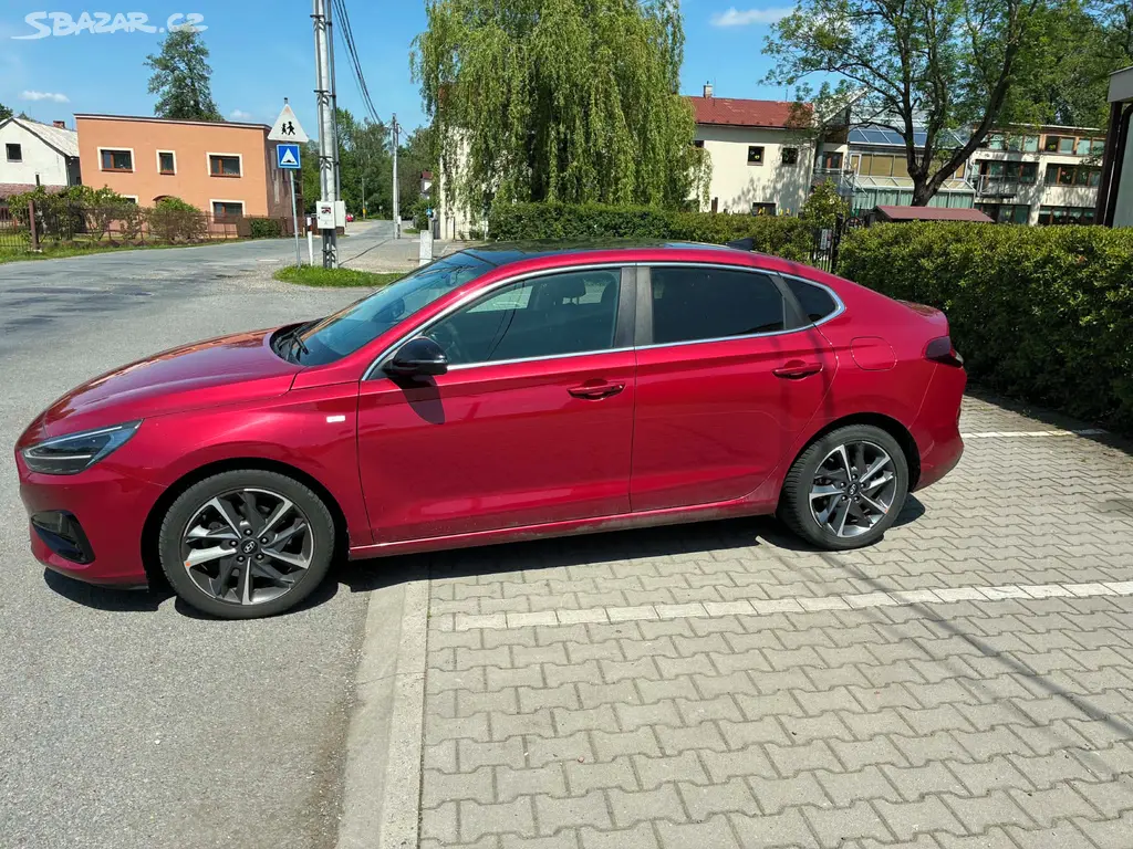 I30 FASTBACK 1.6 MHEV 100 KW 2021 MAX VÝBAVA - fotka 6