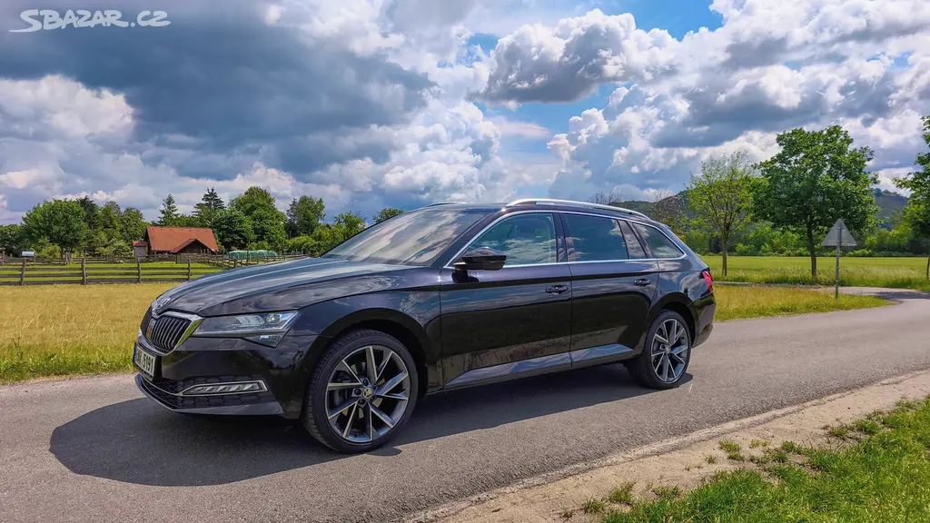 Škoda SUPERB Combi III 3 2.0 TDI 147 DSG 4x4 Style - fotka 2