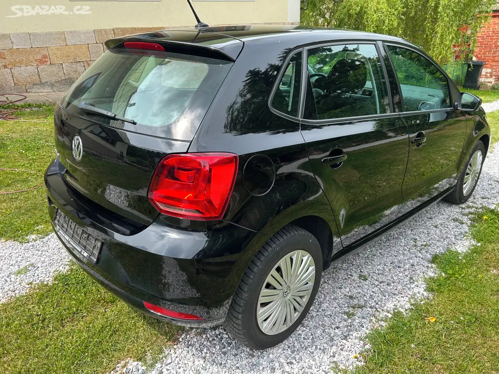 VW POLO 1.0 55KW R.8/2016 128000KM KLIMA HANDSFREE - fotka 3