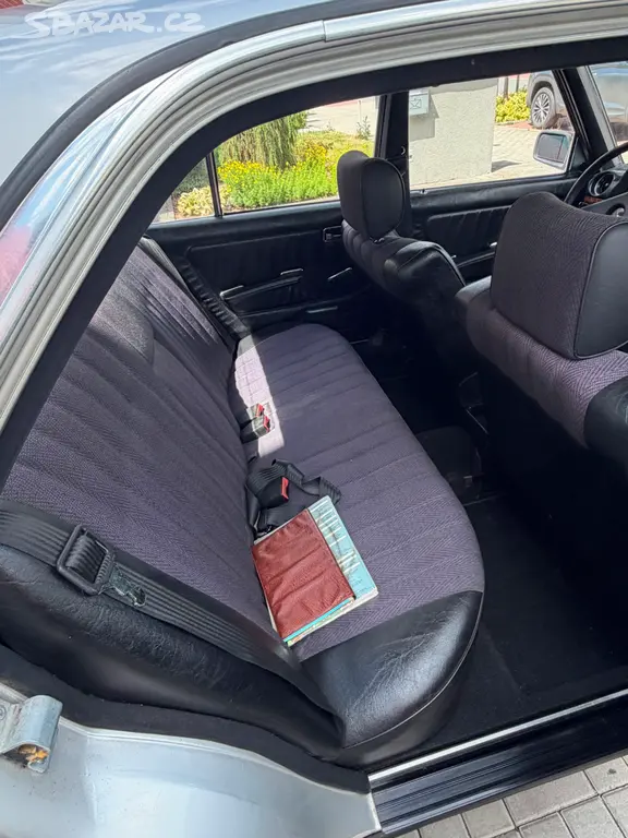 Mercedes-Benz W123 2.0 benzin - fotka 4