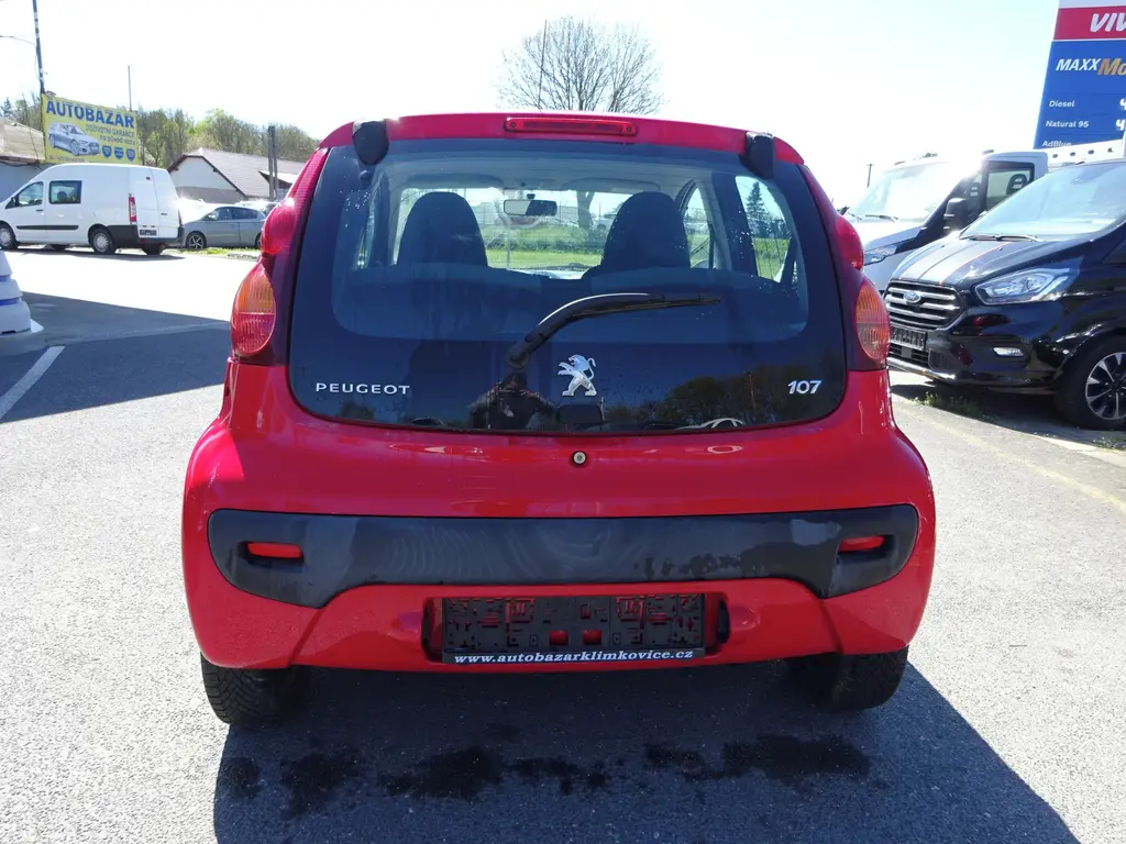 PEUGEOT 107 1,0 i - fotka 6