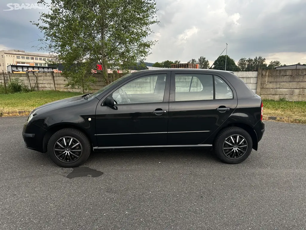 ŠKODA FABIA 1.4 16V - fotka 2