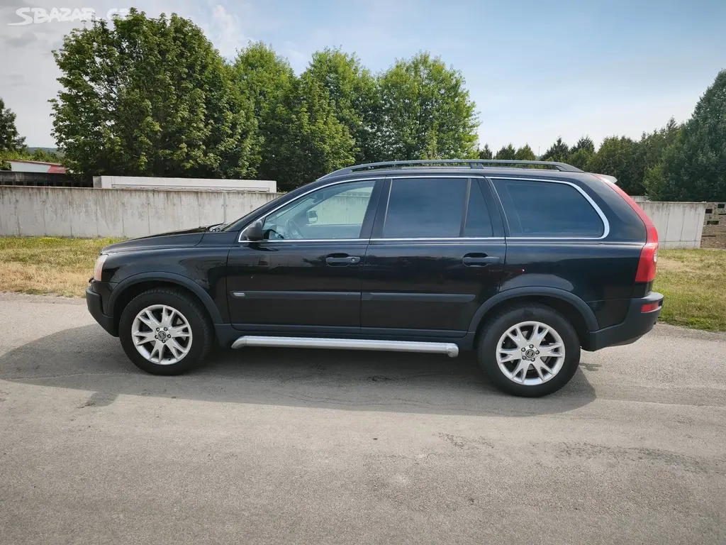 Volvo XC90 - 136 kW - 7. míst - tažné - fotka 3