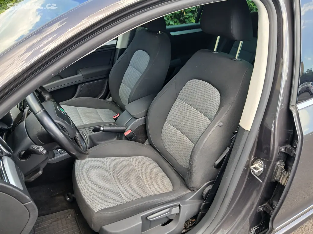 Škoda Superb Com 2.0 TDI 125kW DOBRÁ CENA! - fotka 6