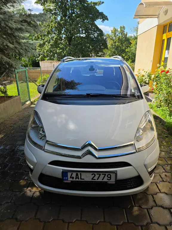 Citroën Grand C4 Picasso 1.6 HDi,2012, manuál - fotka 3