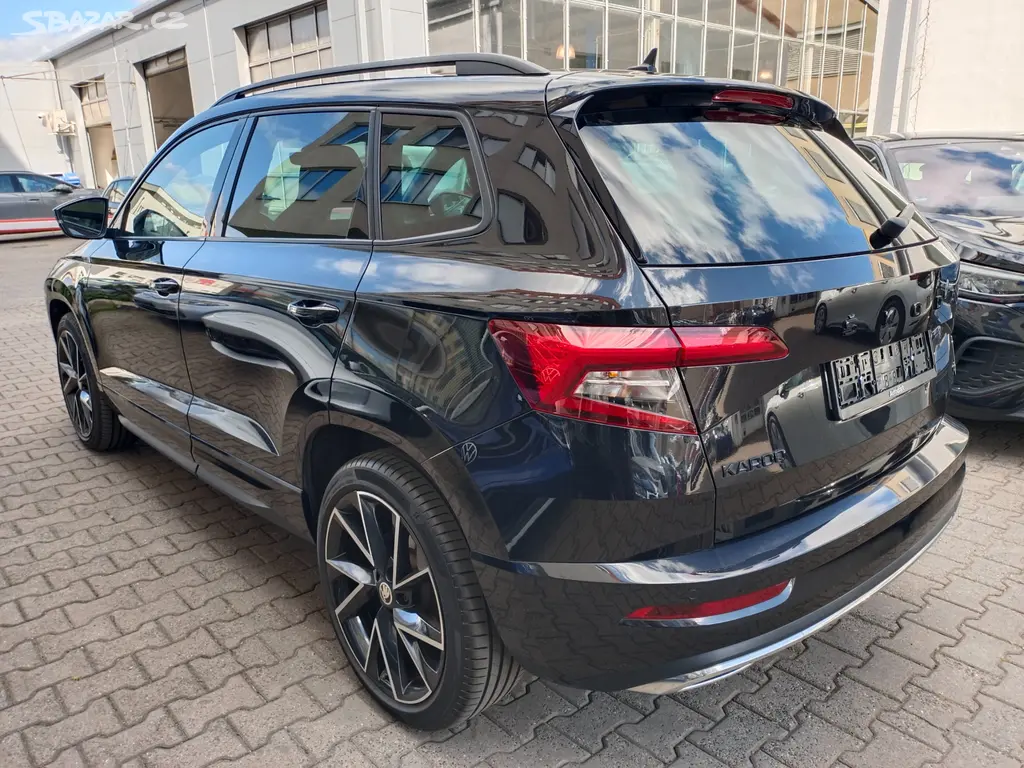 Škoda Karoq 2.0 TDI 110kW 4x4 DSG Sportline 118tkm - fotka 3