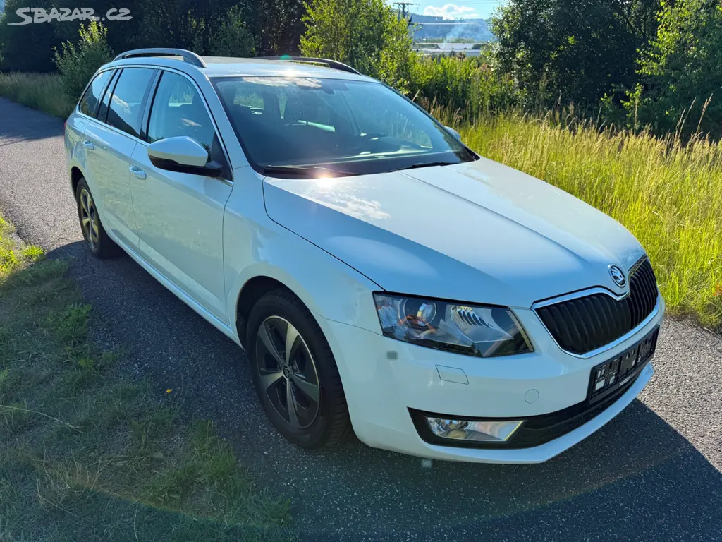 ŠKODA OCTAVIA III 1.6 TDI COMBI/ZÁRUKA/LETNÍ SLEVA - fotka 3