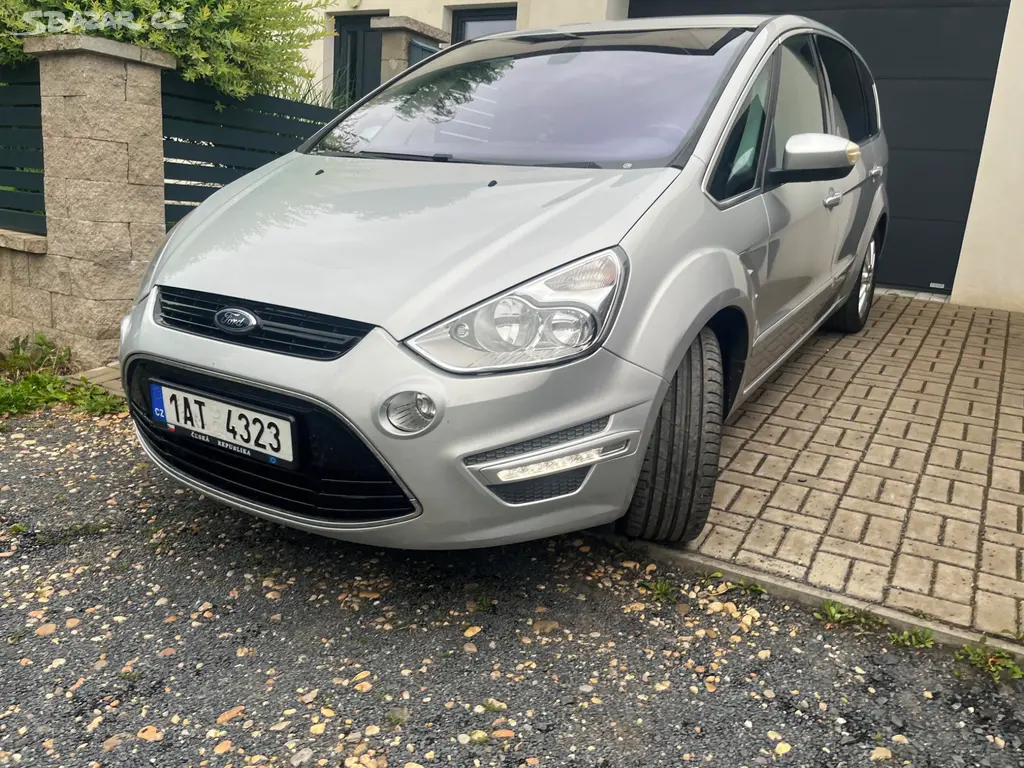 Ford S-max 2.0i rok 2010, 7mist tazne,po rozvodech - fotka 2