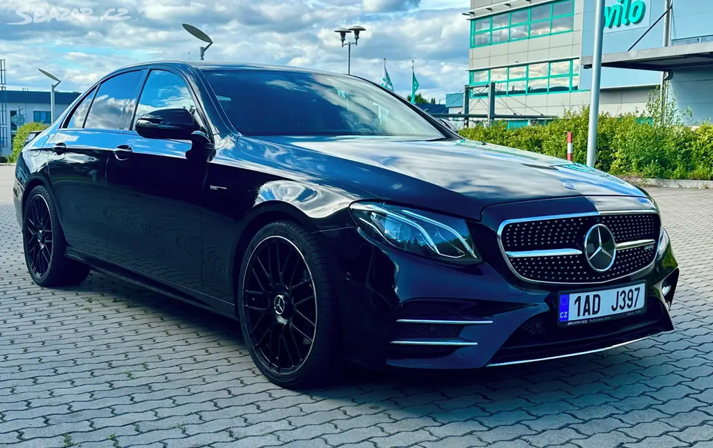 Mercedes Benz E Class W213 53 AMG paket