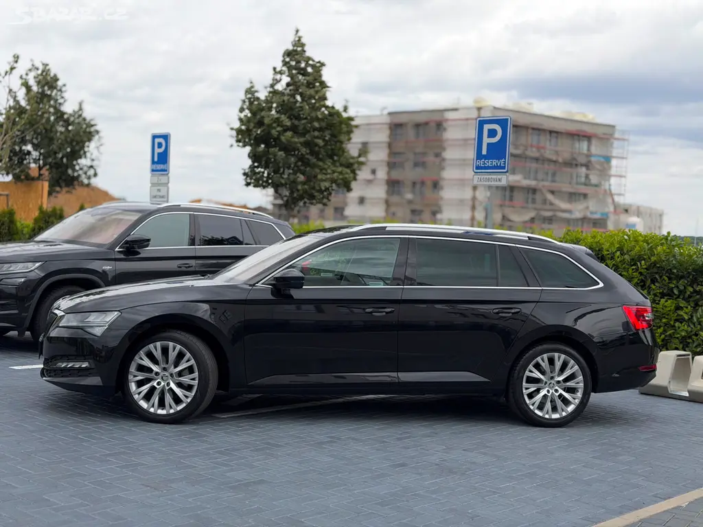 Škoda Superb 2.0 TDi 110 kw/2022/tažné/DPH/combi - fotka 2