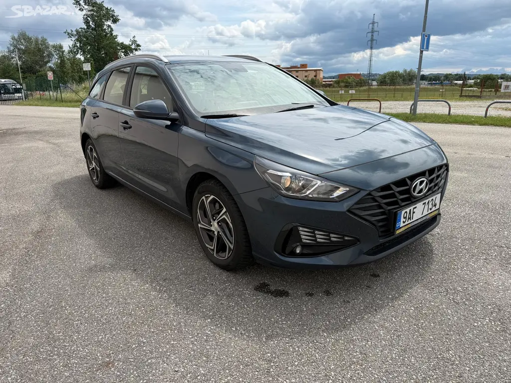 Hyundai i30 combi 1.5 benzin