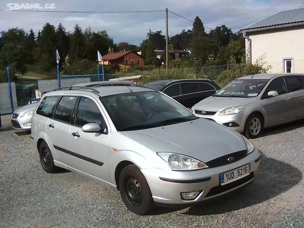 Ford Focus, 1.6i 16V závěs, kola navíc