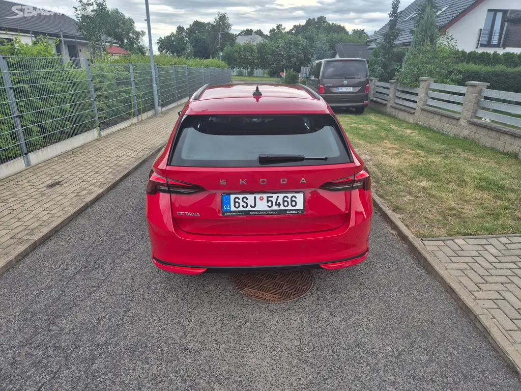 Škoda Octavia Combi Selection 1,5,TSi 85kW - fotka 4