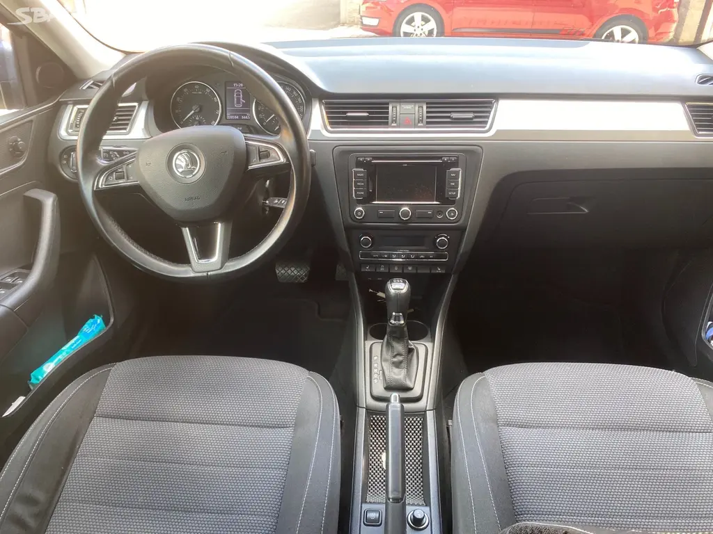Škoda Rapid 1,4-90 kw, DSG - fotka 5