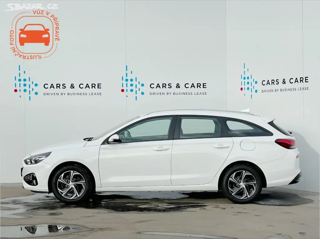 Hyundai i30, 1,0 T-GDI DCT Family Comfort - fotka 2