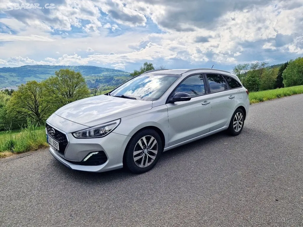 Hyundai i30 1,4 GO - fotka 2
