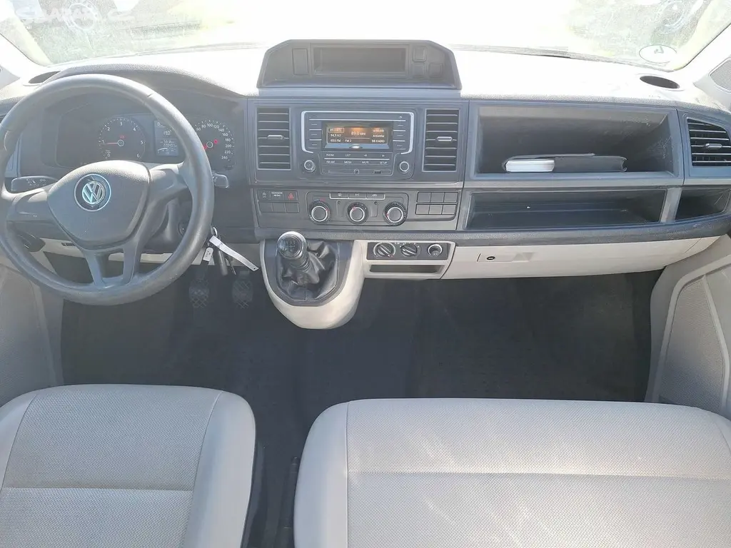 Volkswagen Transporter, T6 2.0Tdi 8-MÍST DPH TAŽNÉ - fotka 4