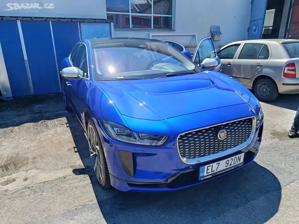 JAGUAR I-PACE SE EV400 AWD AT - fotka 5