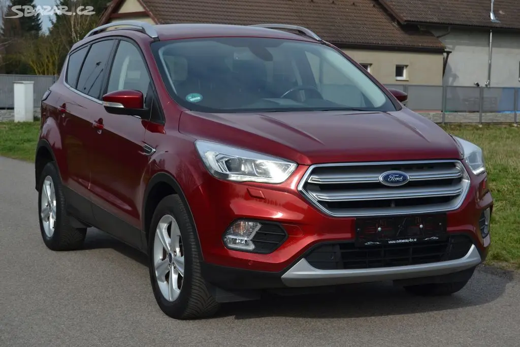 Ford Kuga 2.0 TDCI 110kW Titanium - fotka 5