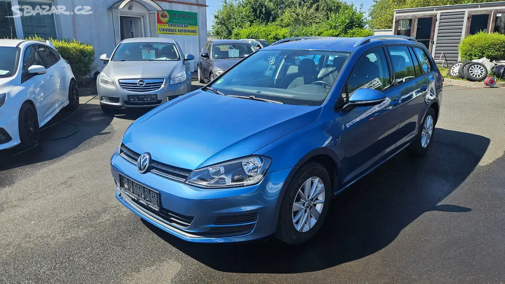 Volkswagen Golf 1,2 TSi Variant - fotka 2