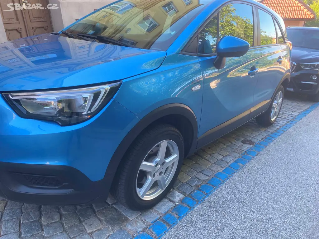Opel Crossland X,1,2 turbo 81kW - fotka 3