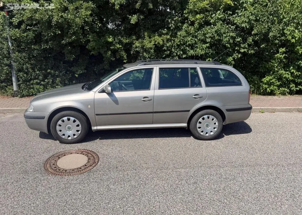 Škoda Octavia 1,6i/ 75kw Tour Nová STK benzín - fotka 2