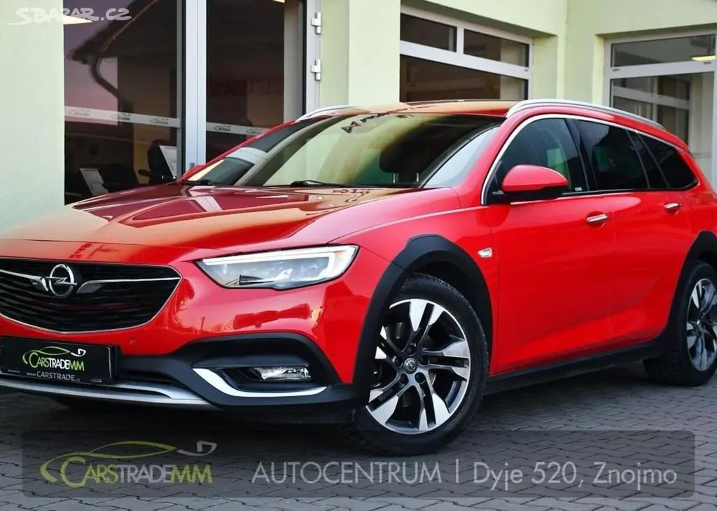Opel Insignia 2.0CDTi COUNTRY TOURER 4X4 ČR 154 kw