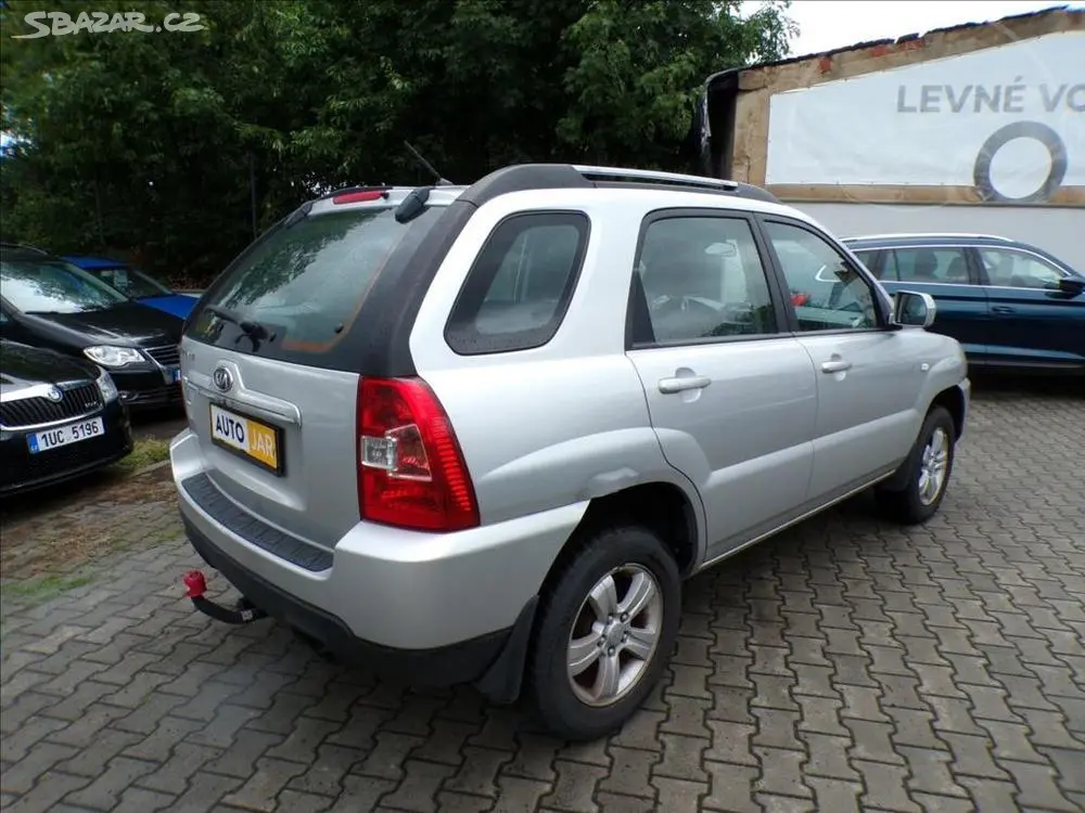 Kia Sportage 2,0 CRDI - fotka 4