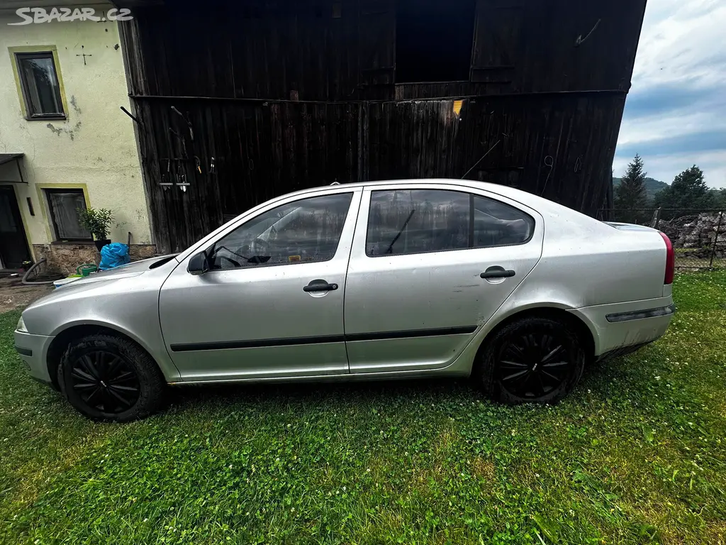 Škoda Octavia 2 - 1.6 Mpi - fotka 3