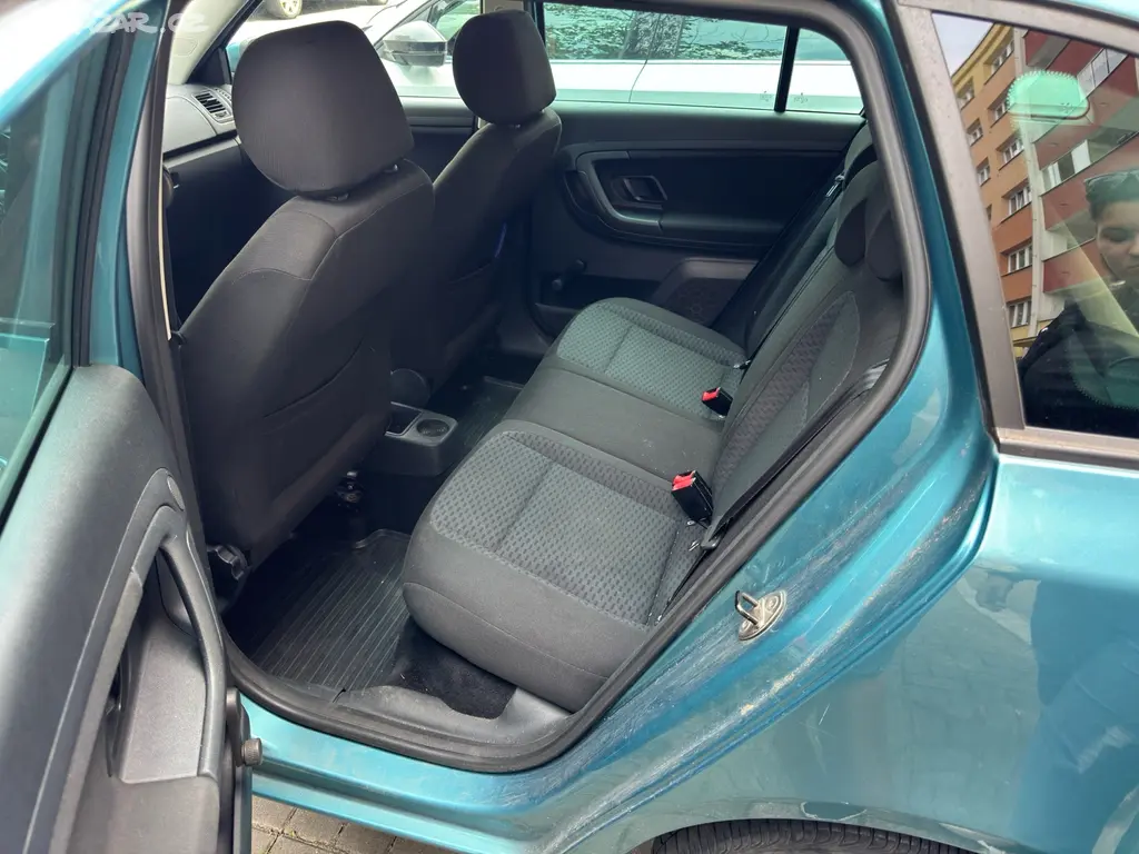Škoda Fabia II combi facelift - fotka 5