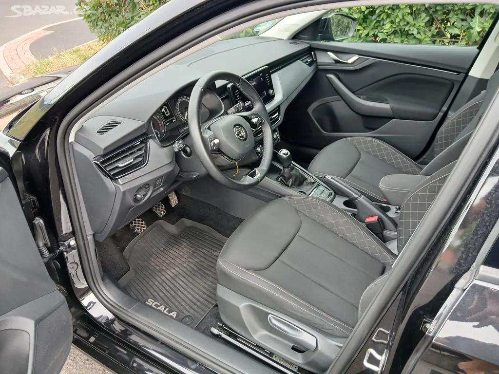 Škoda Scala 1.0 TSI jen 28.000 KM - fotka 5