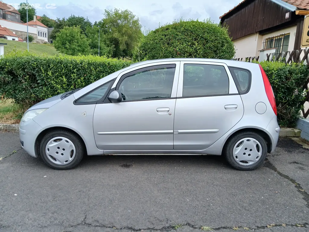 Mitsubishi Colt 1.3i Dobrá cena! - fotka 2