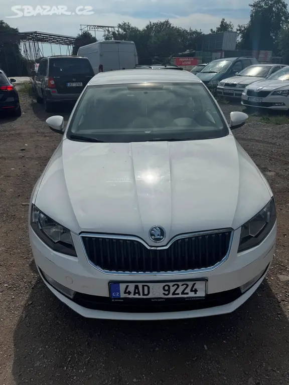 Škoda Octavia - fotka 2