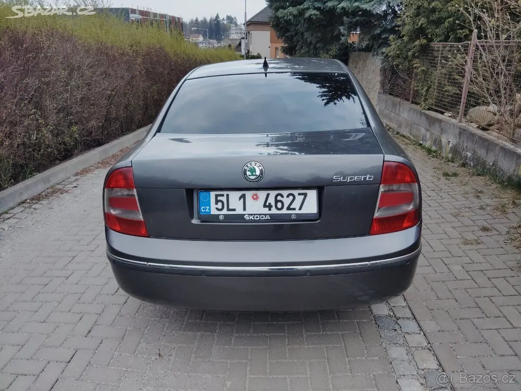 Škoda Superb 1.9 TDI (2004) - fotka 3