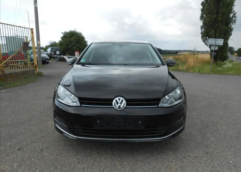 Volkswagen Golf 1,2 81 kW SERVISKA DIGIKLIMA - fotka 6