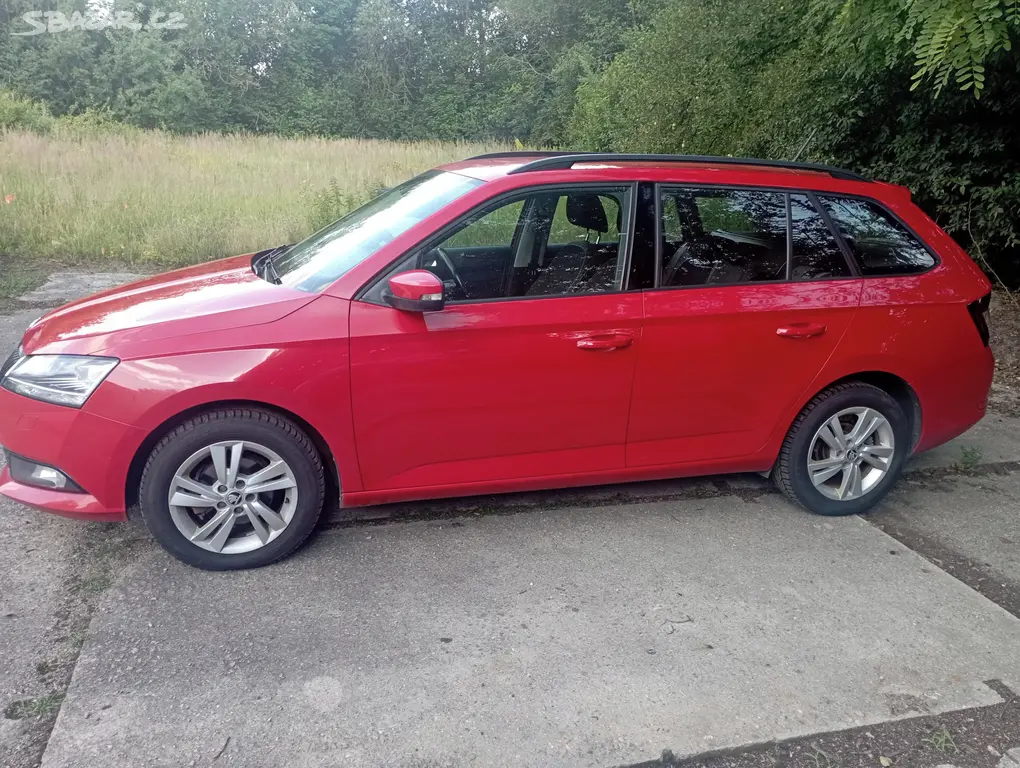 Škoda fabia combi 1,0TSI/70kw,r.v.2019 - fotka 2