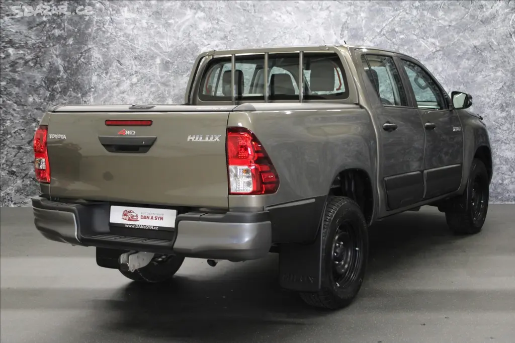 Toyota Hilux, 2,4 D-4D 1.majitel CZ - fotka 4
