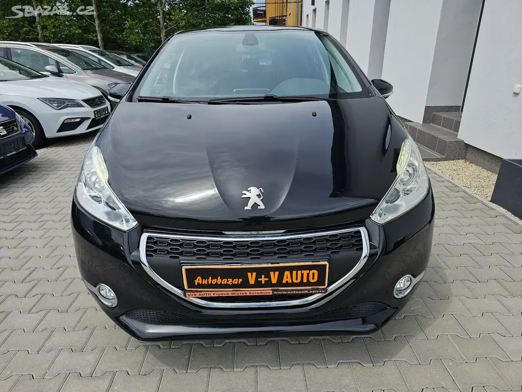 208 1,2i 60KW klima 70tkm USB el. okna tempomatSTK - fotka 2