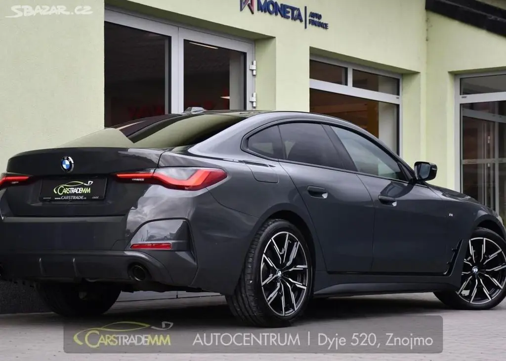BMW Řada 4 420xD M-SPORT ČR 1.M HUD TAŽNÉ 140 kw - fotka 4